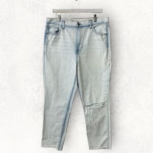 American Eagle Mom Jeans Light Wash Distressed Ripped, Size 16